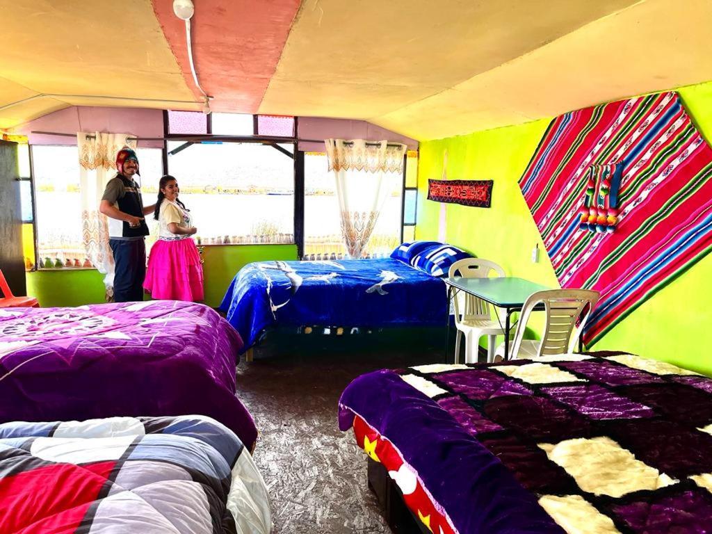 Urosfood&Titiqaqa Lodge Extérieur photo